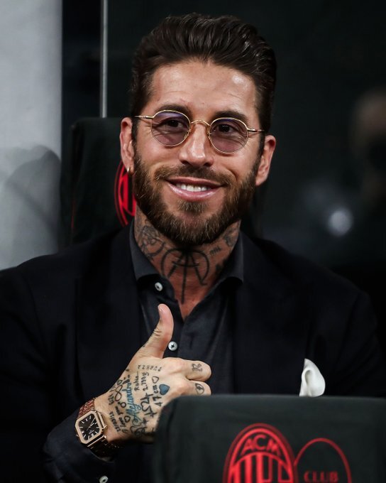 SportsLeoAfrica's tweet image. Sergio Ramos was at the San Siro for the Milan derby. ❤️ 

#Milan #SergioRamos #Ramos