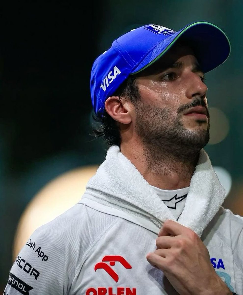 looseyricciardo's tweet image. #MondayMotivaton