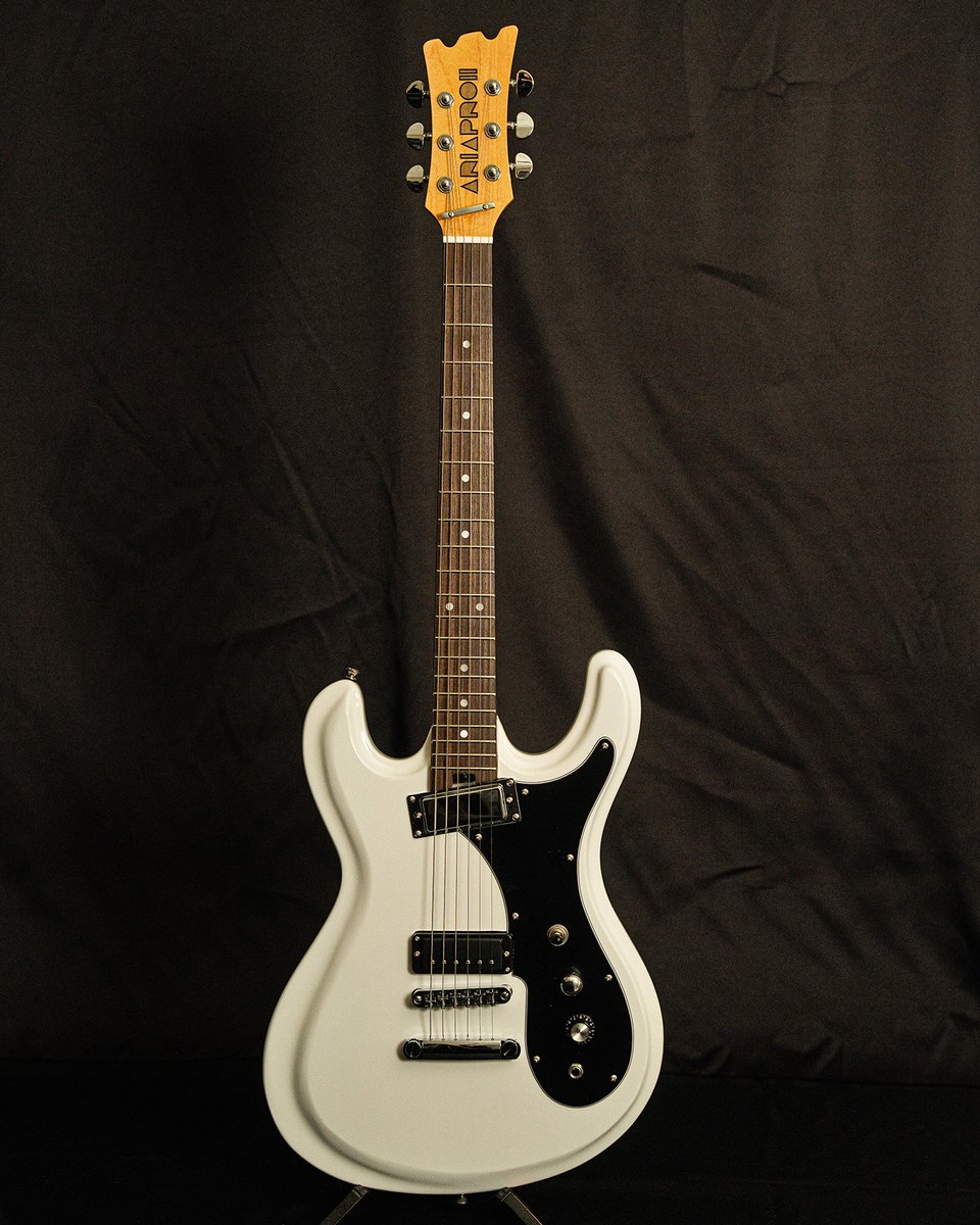 ARIA Guitars tweet media