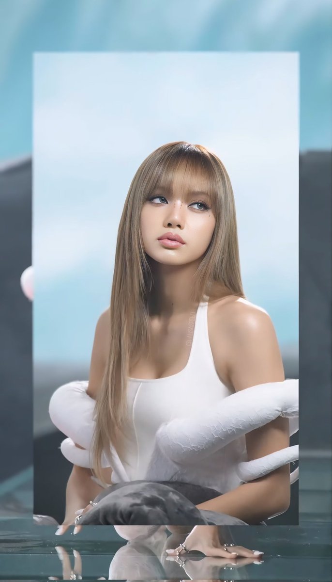 serving face card in HD ✨ 

#BLACKPINK #블랙핑크 #LISA #리사 #GO