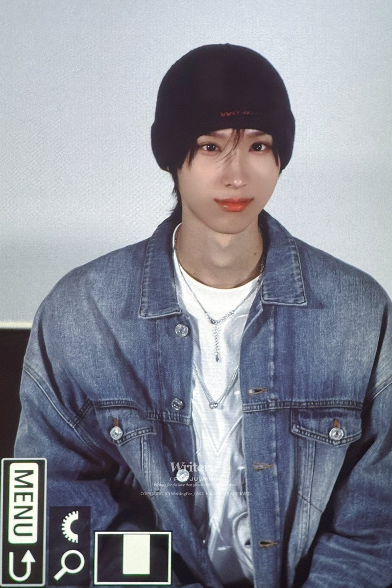 𝑾𝐫𝐢𝐭𝐞𝐫. tweet media