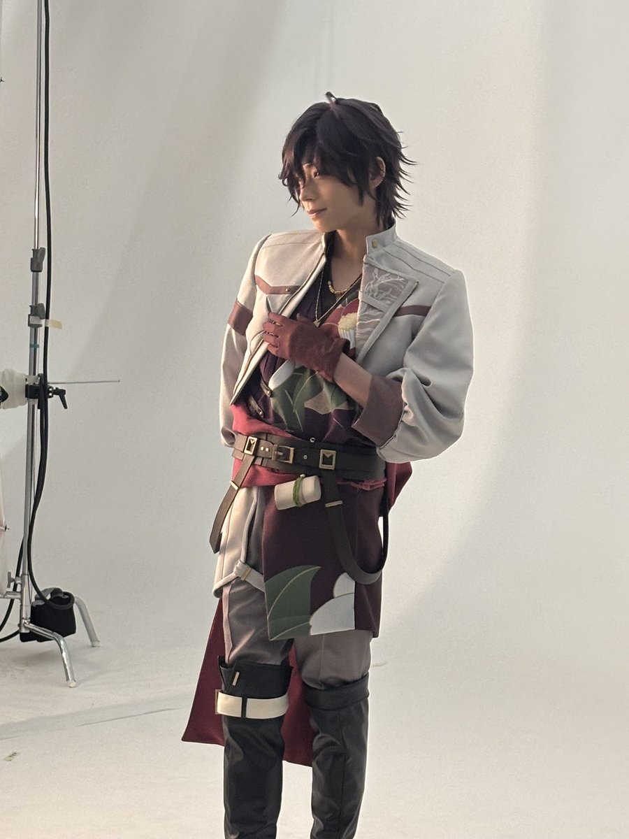 xoxo_kid616's tweet photo. 改めて潮路さんのオフショット📸
撮影も凄く楽しかったよー！

#ユークロ歌劇 https://t.co/k8aEPEQ3Uz