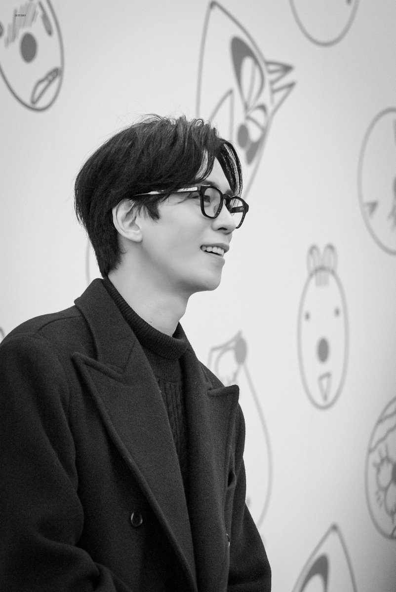 하나사진관 tweet media