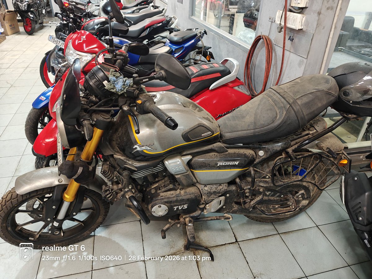 NirupanGupta's tweet photo. 60+ DAYS / 2 MONTHS! 🚨
My Ronin (KA51HX7488) is still rotting at RPM TVS, E-City. Two months for a fuel tank is a total failure by @tvsmotorcompany
Grateful to @GoDigit for keeping the claim open, but TVS’s supply chain is a nightmare. Fix this NOW! 🛑 https://t.co/GPtD76Atks