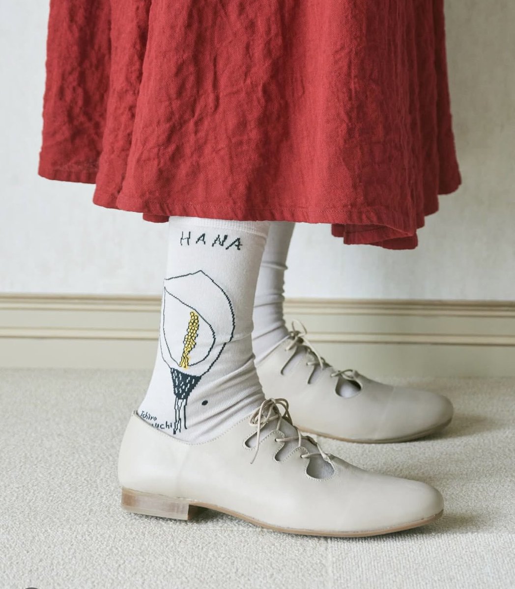 ファッションブランド
conges payes （ コンジェ ペイエ ）

山口一郎の絵とコラボレーションした
帽子や服や靴下が発売されています

お店、オンラインショップで購入可能です
詳しくは　conges payesの
HPオンラインショップへ

store.bigi.co.jp