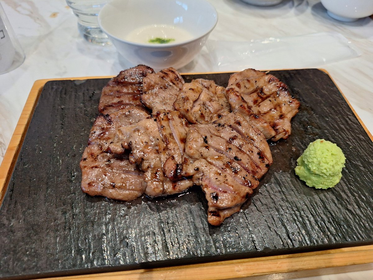 パイルバンカーいしころ tweet media