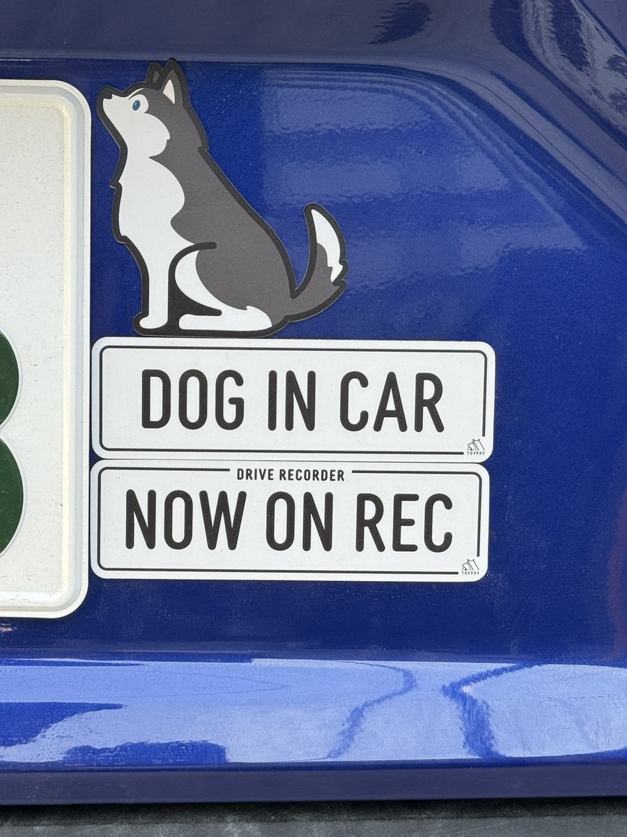 クロス tweet media