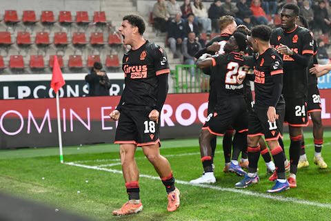 Au Cœur du Standard tweet media