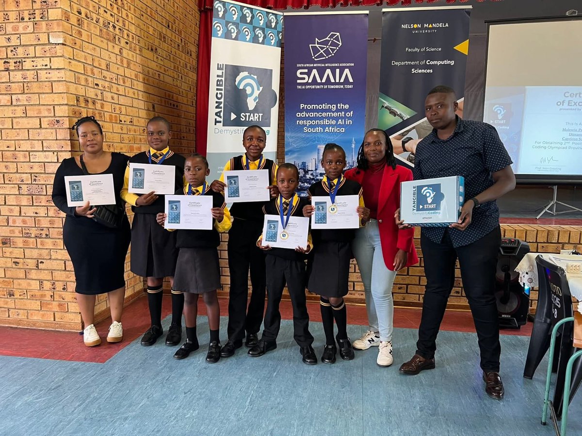 SAAIAssociation's tweet photo. EVENT: The @SAAIAssociation joined Mogaleadi Foundation, in partnership with the @ULvarsity for the Mask4IR STEAM Education Festival Build-Up Event led by our Limpopo Provincial Ambassador
#SAAIA #Mask4IRSTEAMEducationFestival #back2schoolcodingolympiad #DigitalLiteracy https://t.co/4owNe4kuOE