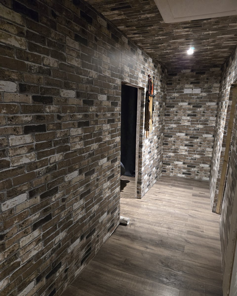 MatureMistressLucy tweet media