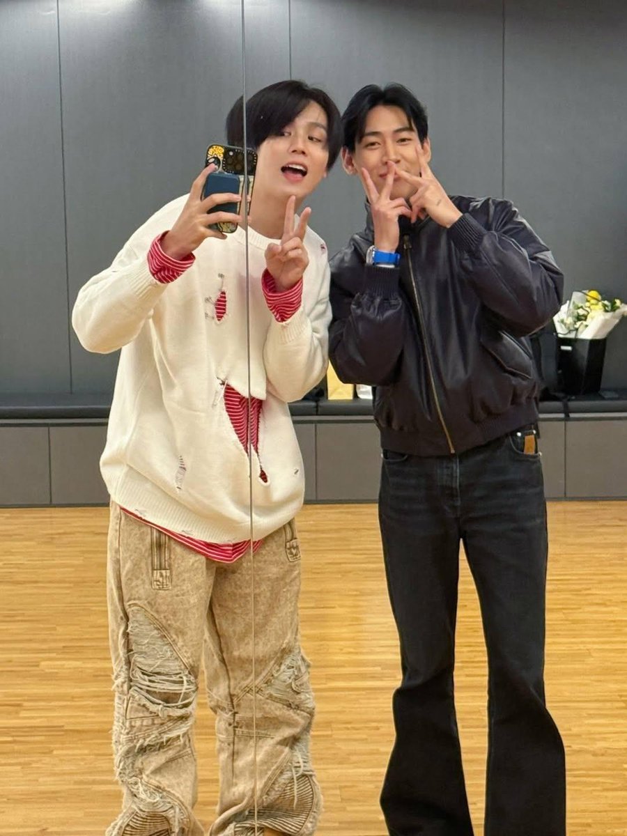 น้องแบมกับเรียวตะ😍น่ารักมากค่ะ
#bambam