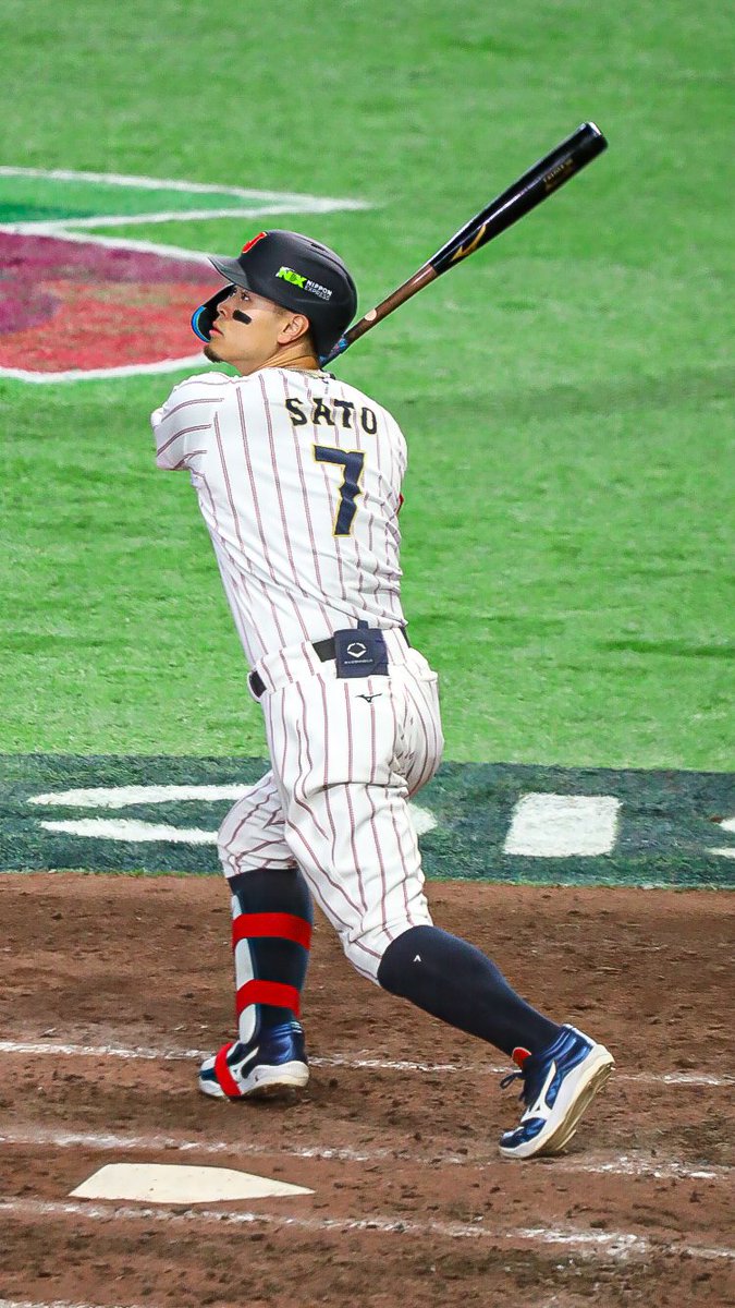 mukky_150's tweet photo. 佐藤輝明
いい場面でのタイムリー!
#WBC2026
#WORLDBASE https://t.co/Me8RNcuHY7