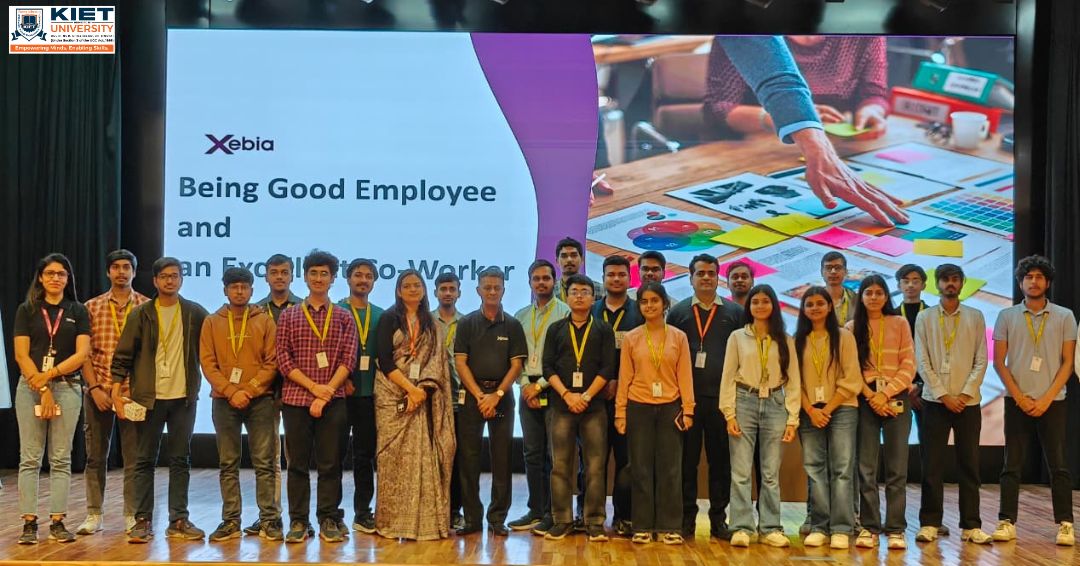 Kiet_edu's tweet image. Expert Lecture on “Leadership Excellence” at KIET
Mr. Ajay Kabra, EVP at Xebia, shared insights on leadership, industry expectations &amp;amp; AI with 400+ students. An engaging activity made the session interactive and memorable.
#KIET #LeadershipExcellence #AI #IndustryAcademia