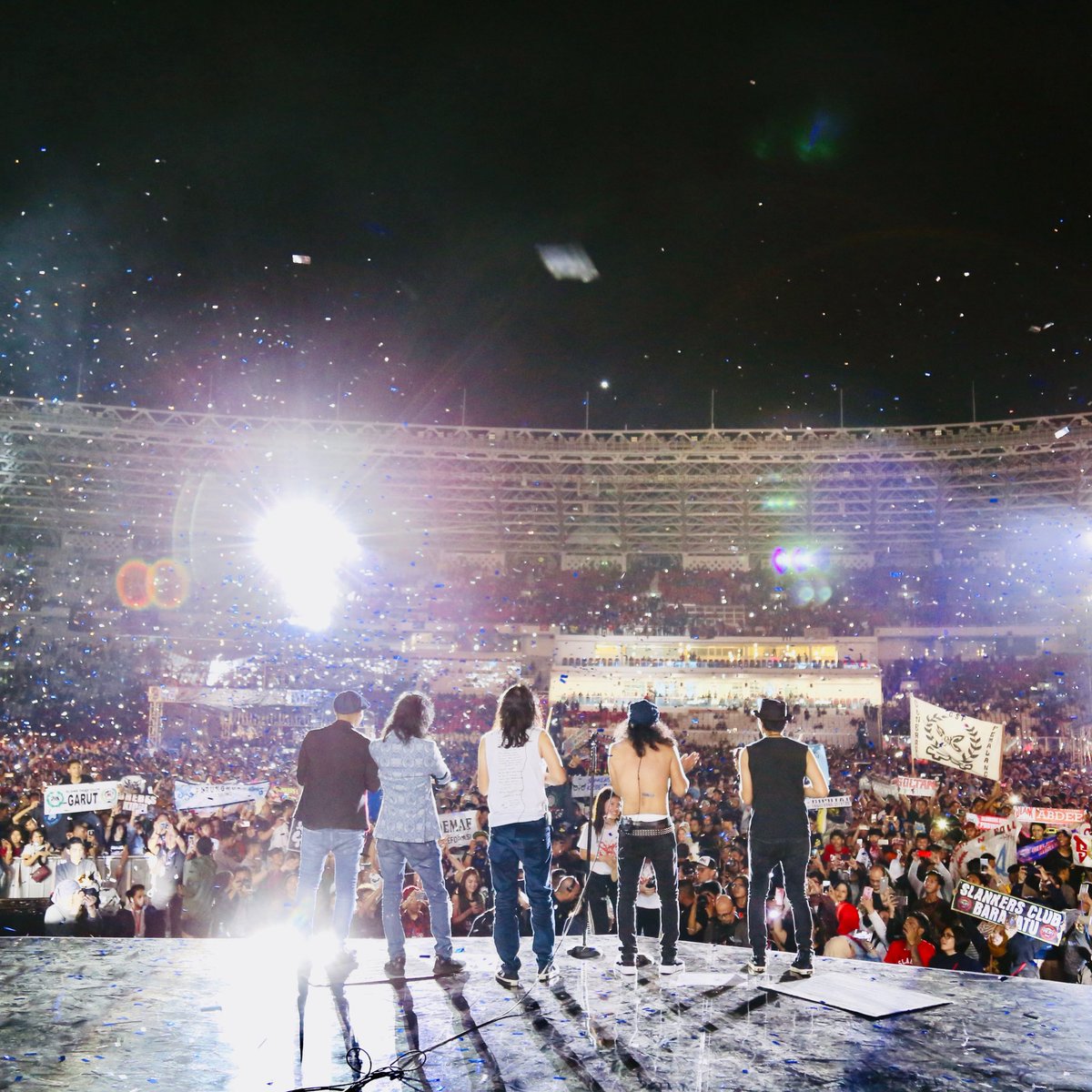 Slank Band tweet media