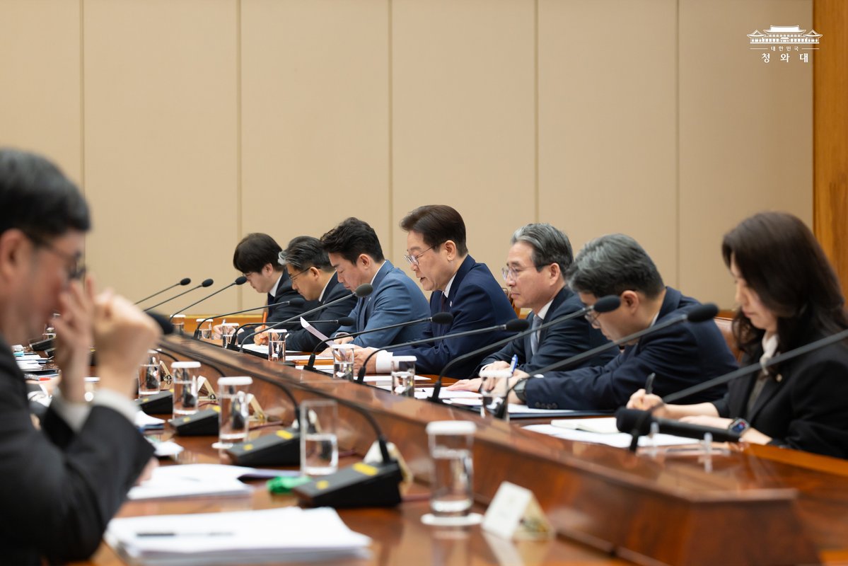 대한민국 청와대 tweet media