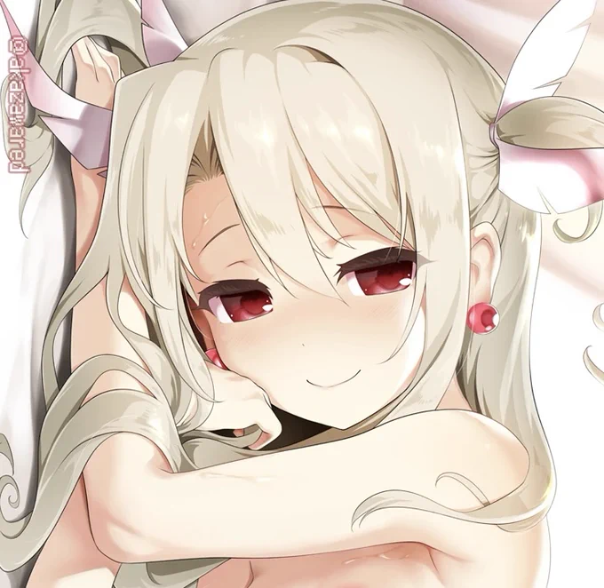 等身大イリヤ抱き枕3rei!!が転売されてたりリクエストも頂いてるので後日2次予約受付をします! 毎度予約終了後に気づくのが遅くて買えなかったって言われるのはもう慣れました!今回だけだよ!!