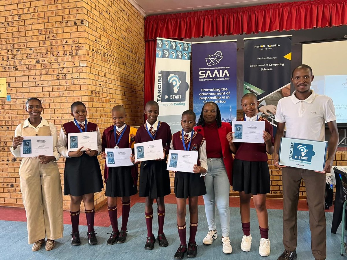 aiexpoafrica's tweet photo. EVENT: The @SAAIAssociation  joined Mogaleadi Foundation, in partnership with the @ULvarsity for the Mask4IR STEAM Education Festival Build-Up Event led by our Limpopo Provincial Ambassador

#SAAIA #Mask4IRSTEAMEducationFestival #back2schoolcodingolympiad #DigitalLiteracy https://t.co/GJshi2beOV