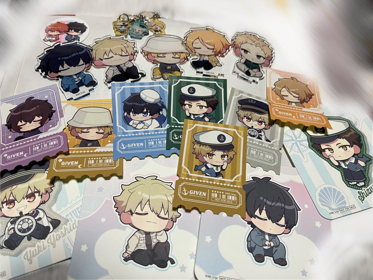 初スマべ☕️へ昨日行ってまいりました✨
全然あの時間だけでは足りないぐらいめっちゃ素敵な空間でした💓
ただ…自分のある意味引きのよさに驚きで😳
シズちゃんだらけになったり秋春コンプしたり…
真冬だけは何一つ来なかったのが心残り😭😭
まぷゆ…