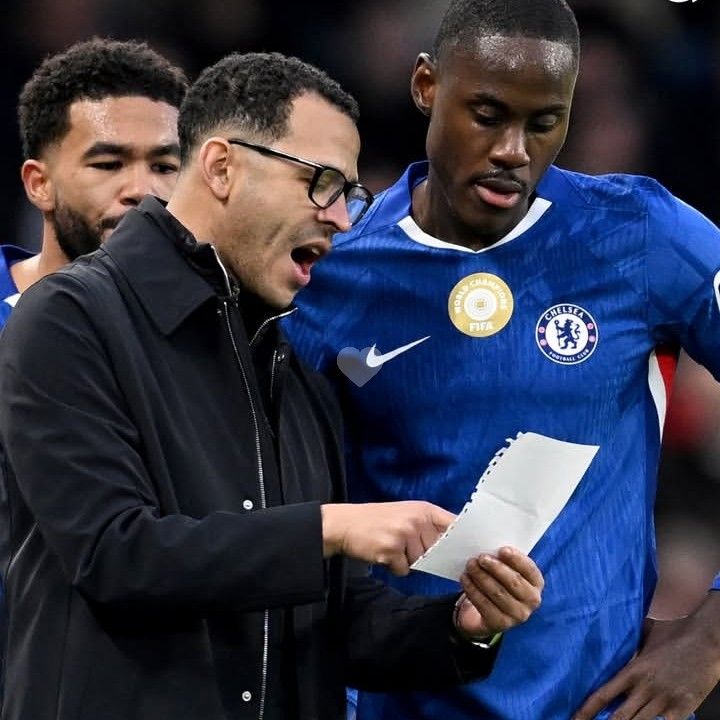 Ar_senalXtra_'s tweet photo. 🚨Chelsea fans want Arsenal in the quarter-finals.

Arsenal fans want Port Vale because they might actually be the tougher opponent. https://t.co/Lqn8QdsnNq