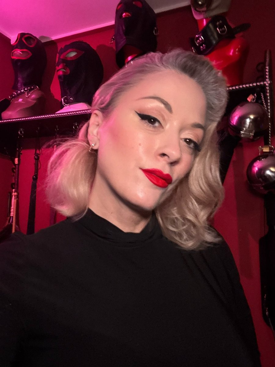 Divine Epiphany tweet media