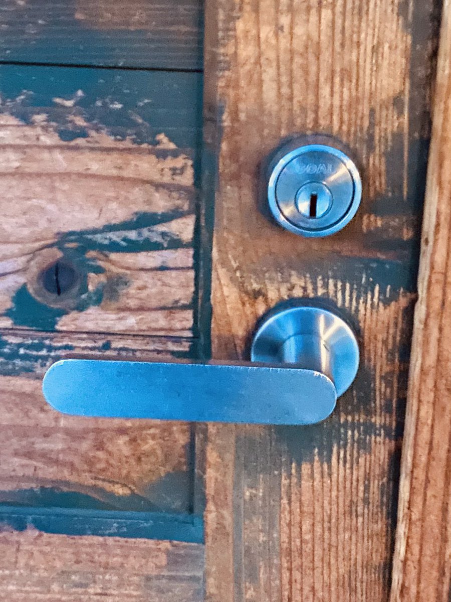 UKプロジェクトの裏垢 tweet media