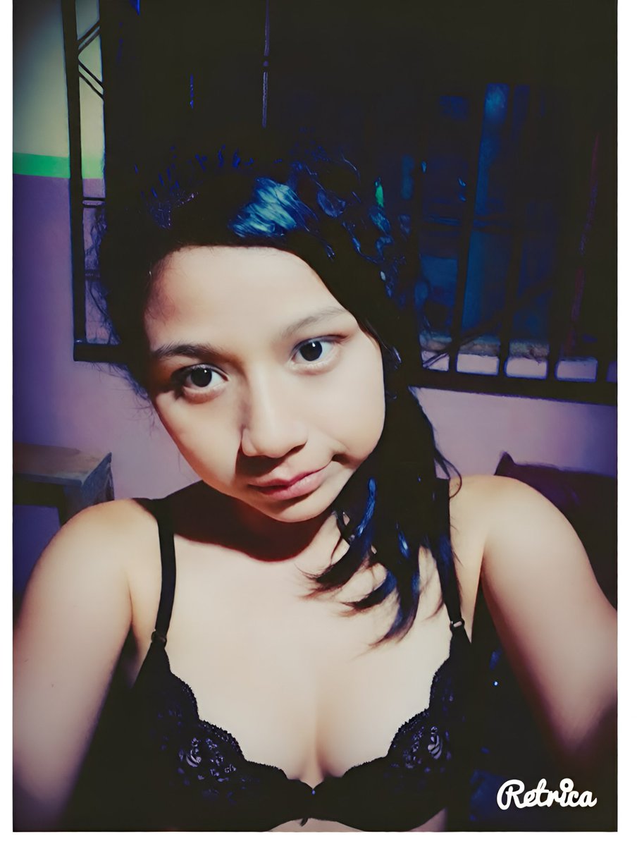 nat69hot tweet media