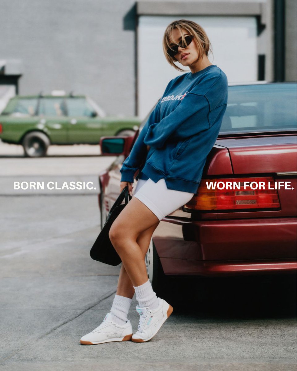 Reebokjp's tweet image. BORN CLASSIC. WORN FOR LIFE.
The classics step into a bold new era - led by Karol G.

Karol Gが履きこなすF/S LOをチェック。

🔗：reebok.jp/search?searchW…

#Reebok #リーボック @karolg