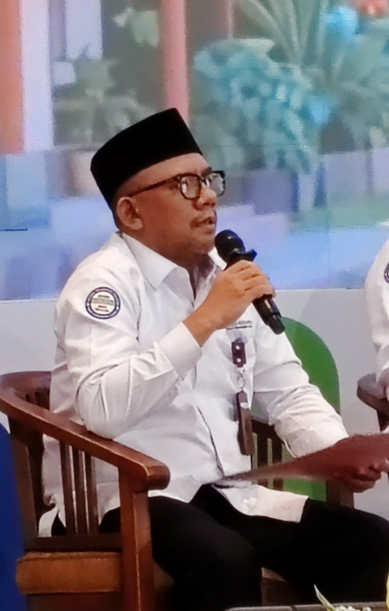 Ade UFi tweet media
