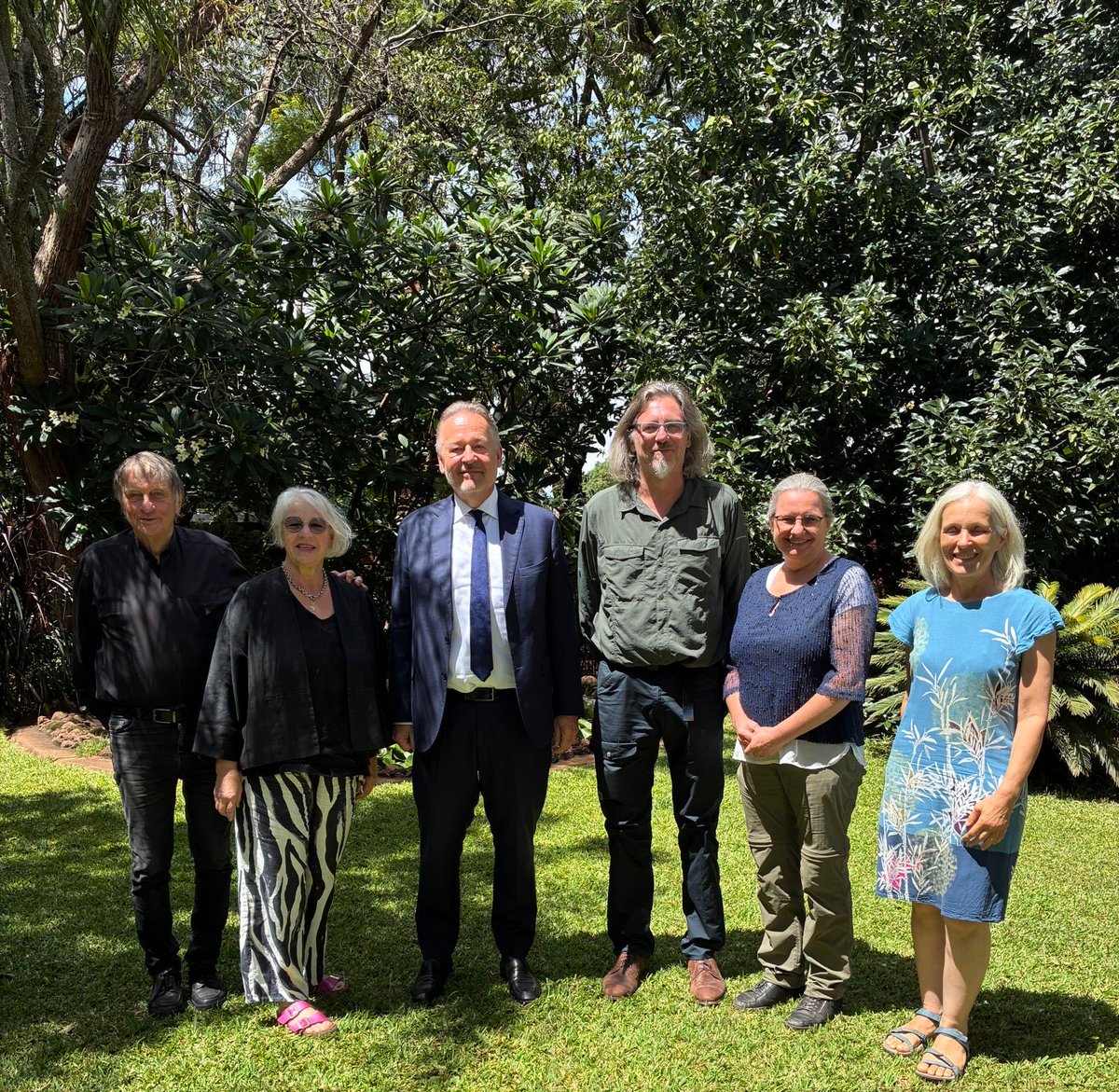 GERMANYinZIMBABWE tweet media