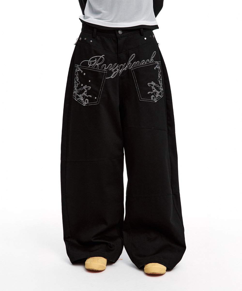 ☆ 260308 aespa カリナ 私服 🏷️ Brand : ROUGHNECK - 👖 Back Flare