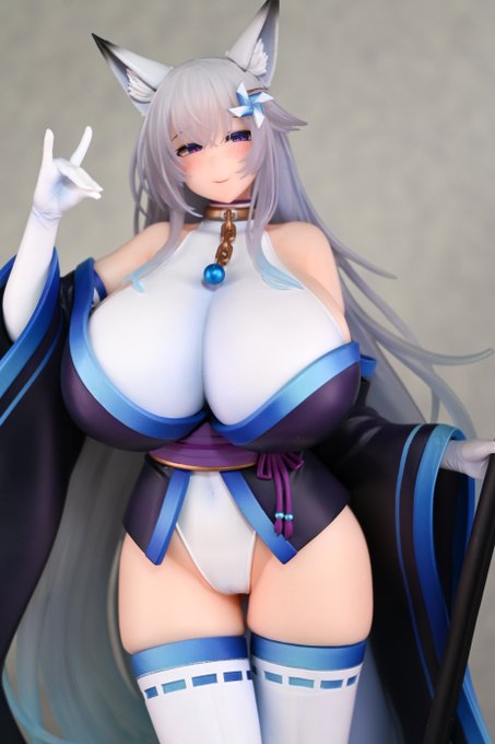 すんごいぜ…高いところに置いて毎日拝むか… 