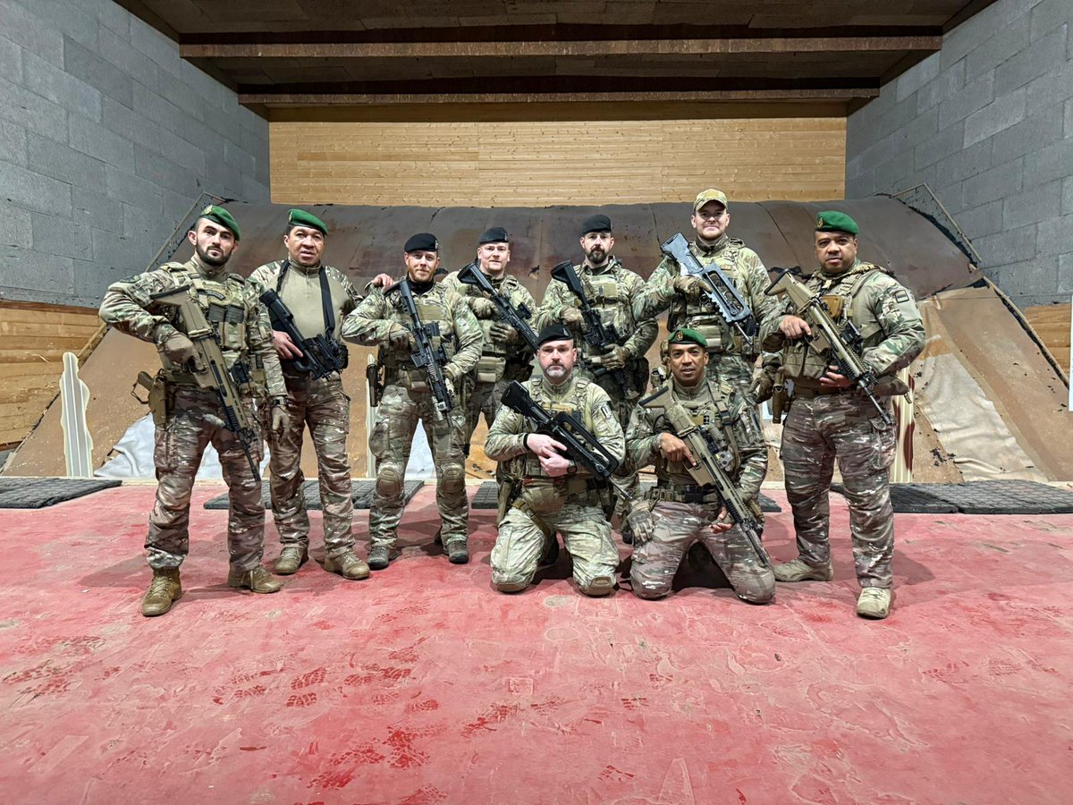 Chef de corps 1REG tweet media