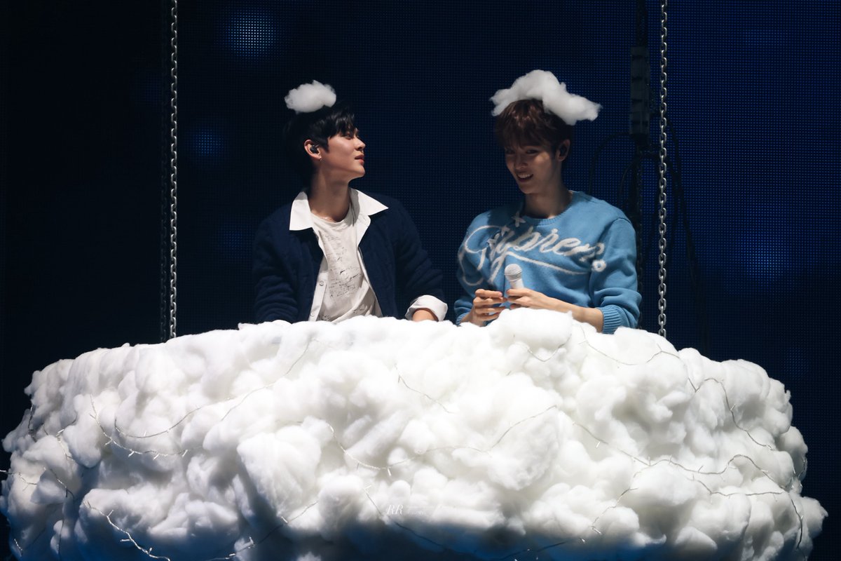 𝑹𝑹 tweet media