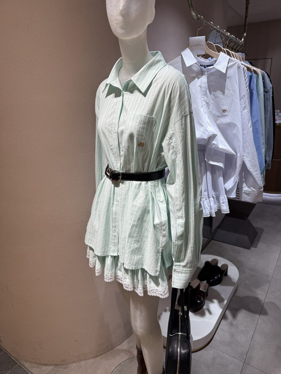 涼しく可愛いセットアップ? #バックリボンオーバーシャツ ¥9,790税込 