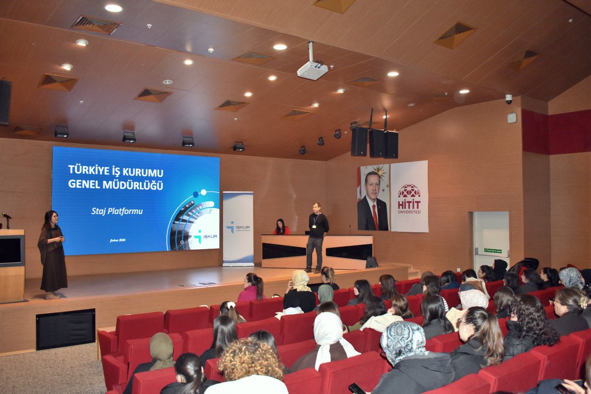 Çorum Çalışma ve İş Kurumu İl Müdürlüğümüz ile Hitit Üniversitesi iş birliğinde üniversite öğrencilerine yönelik "Ulusal Staj Programı Bilgilendirme Etkinliği" düzenlendi.

#UlusalStajProgramı
#KariyerPlanlama
#MeslekDanışmanlığı