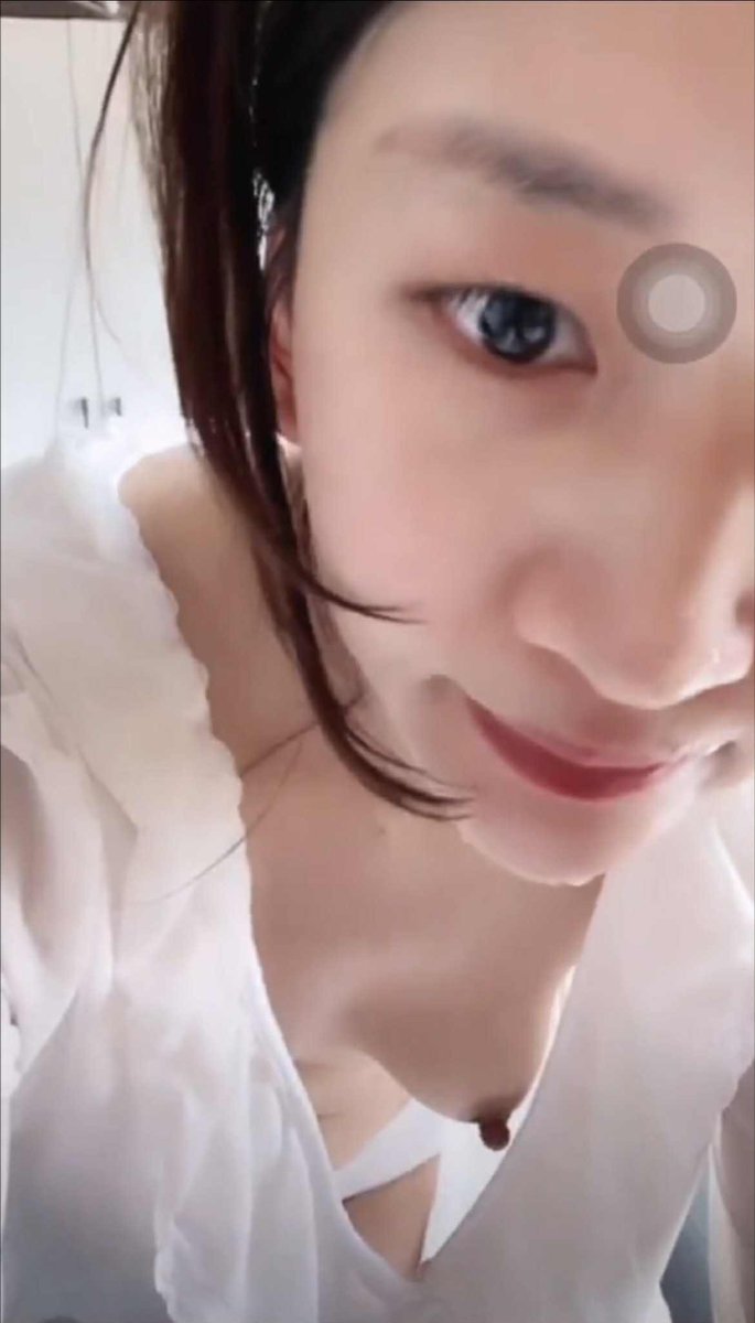 สกาย tweet media