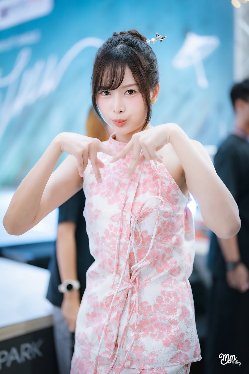 MM Gallery tweet media