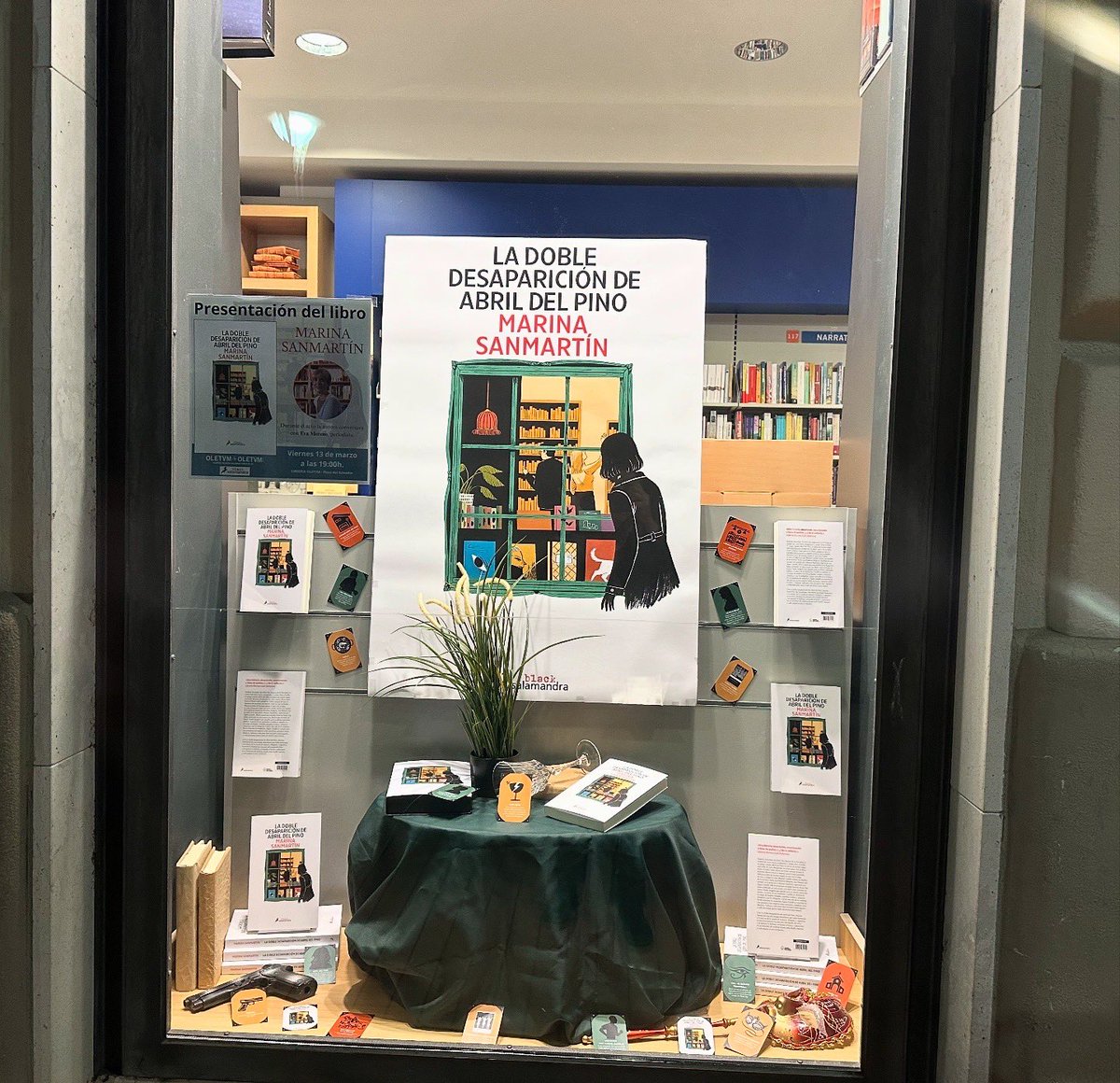 Librerías Oletvm tweet media