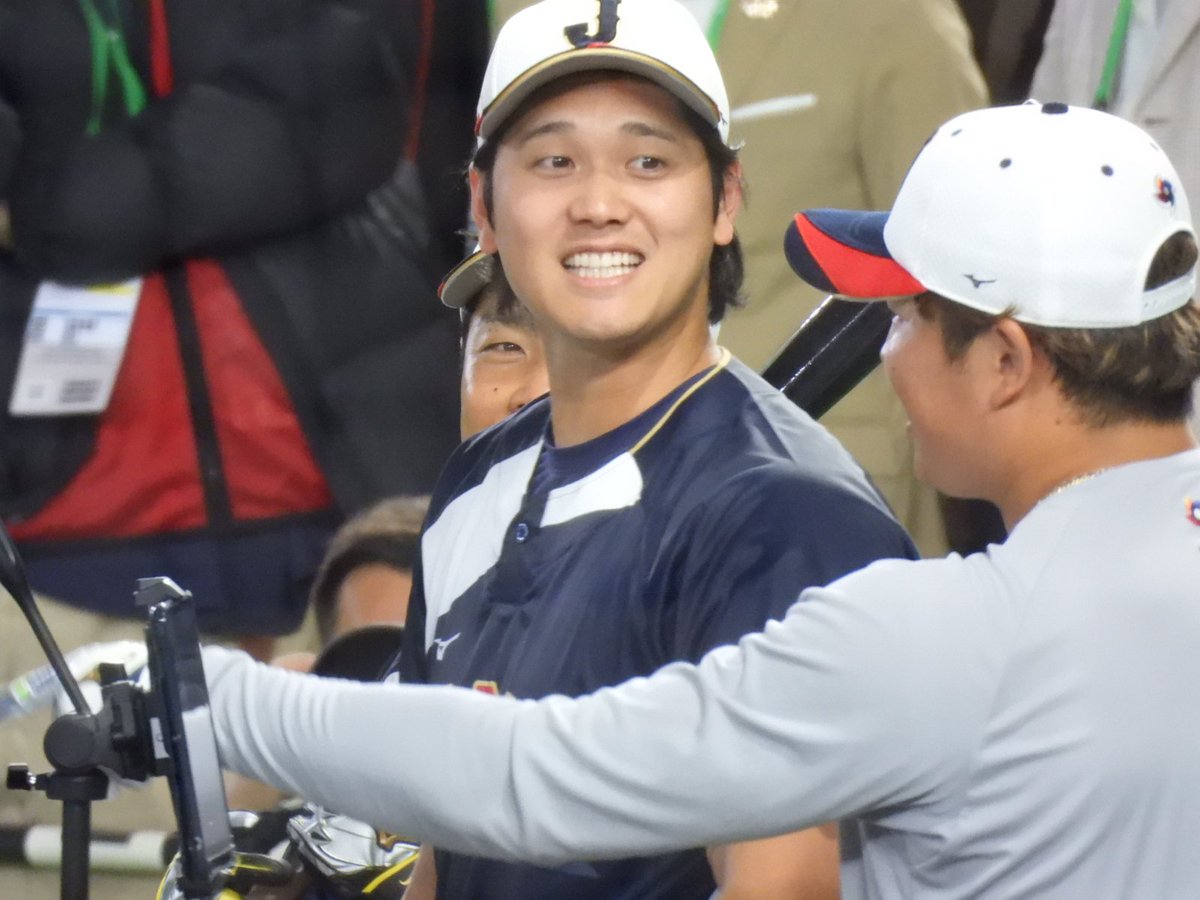 _tamariba_'s tweet photo. 3年ぶりの大谷さんは
少し大人になった
でもオーラは凄いksgkくんでした🤗
貴重な時間をありがとうございました❣️

2026.3.7 🇯🇵⚾️
#大谷翔平
#ShoheiOhtani https://t.co/kNwpvujyJF