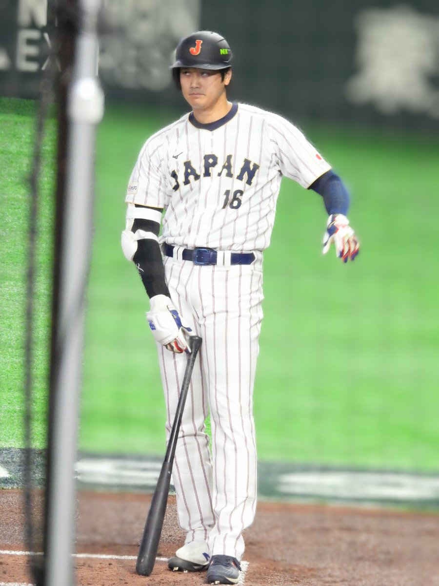 _tamariba_'s tweet photo. 3年ぶりの大谷さんは
少し大人になった
でもオーラは凄いksgkくんでした🤗
貴重な時間をありがとうございました❣️

2026.3.7 🇯🇵⚾️
#大谷翔平
#ShoheiOhtani https://t.co/kNwpvujyJF