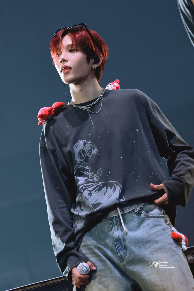 ᴊᴜɴᴇ. tweet media