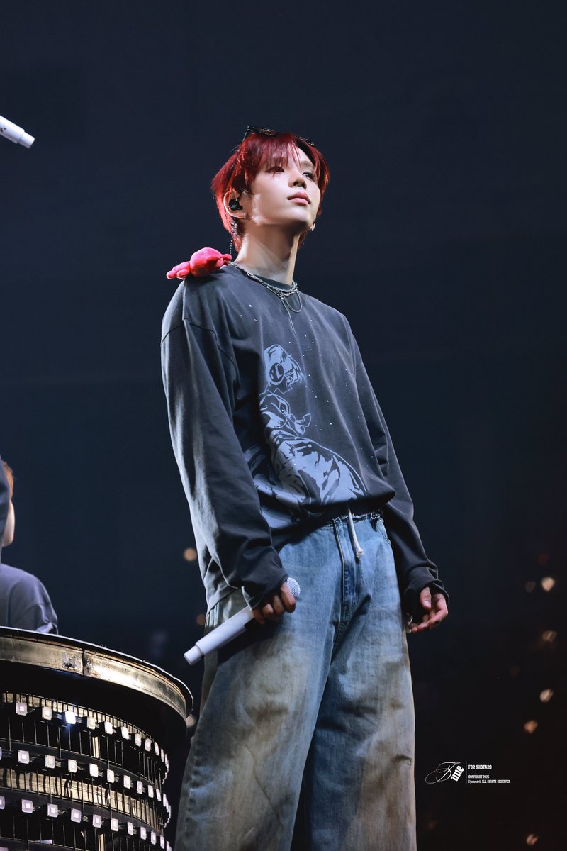 ᴊᴜɴᴇ. tweet media