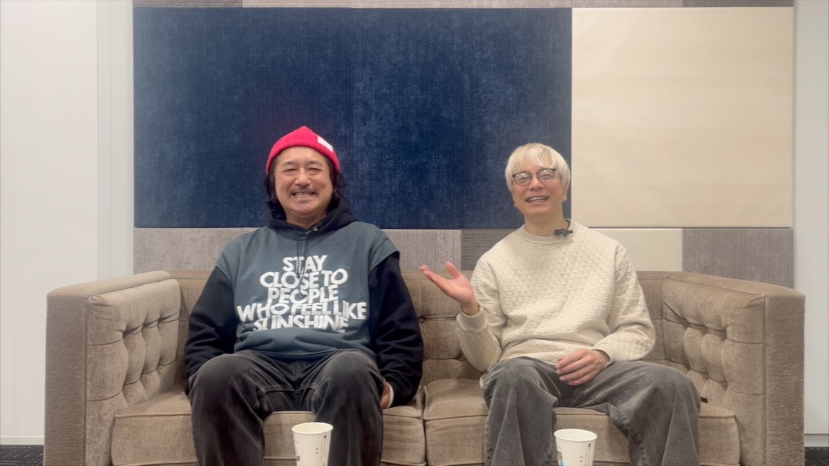 palillos_redondos tweet media