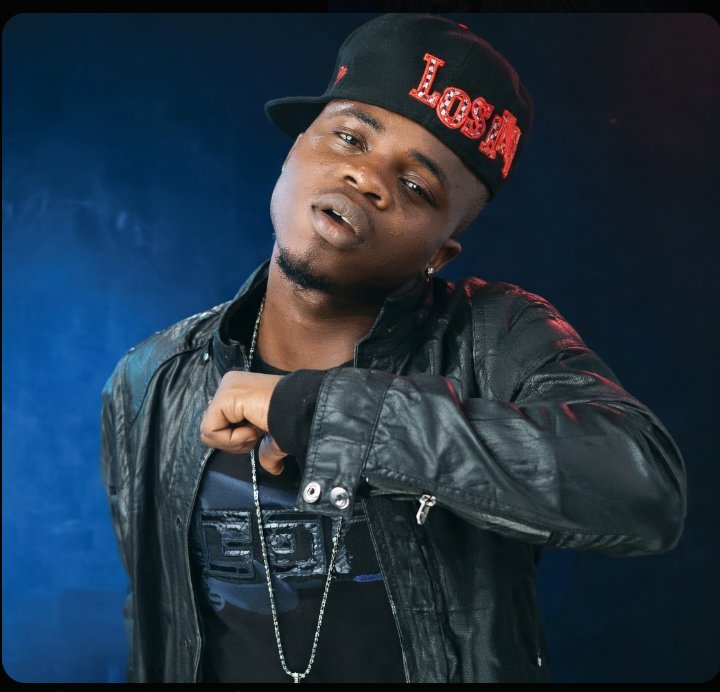 realayofsv's tweet image. Band for band 

Dagrin.                 or.                T.i blaze