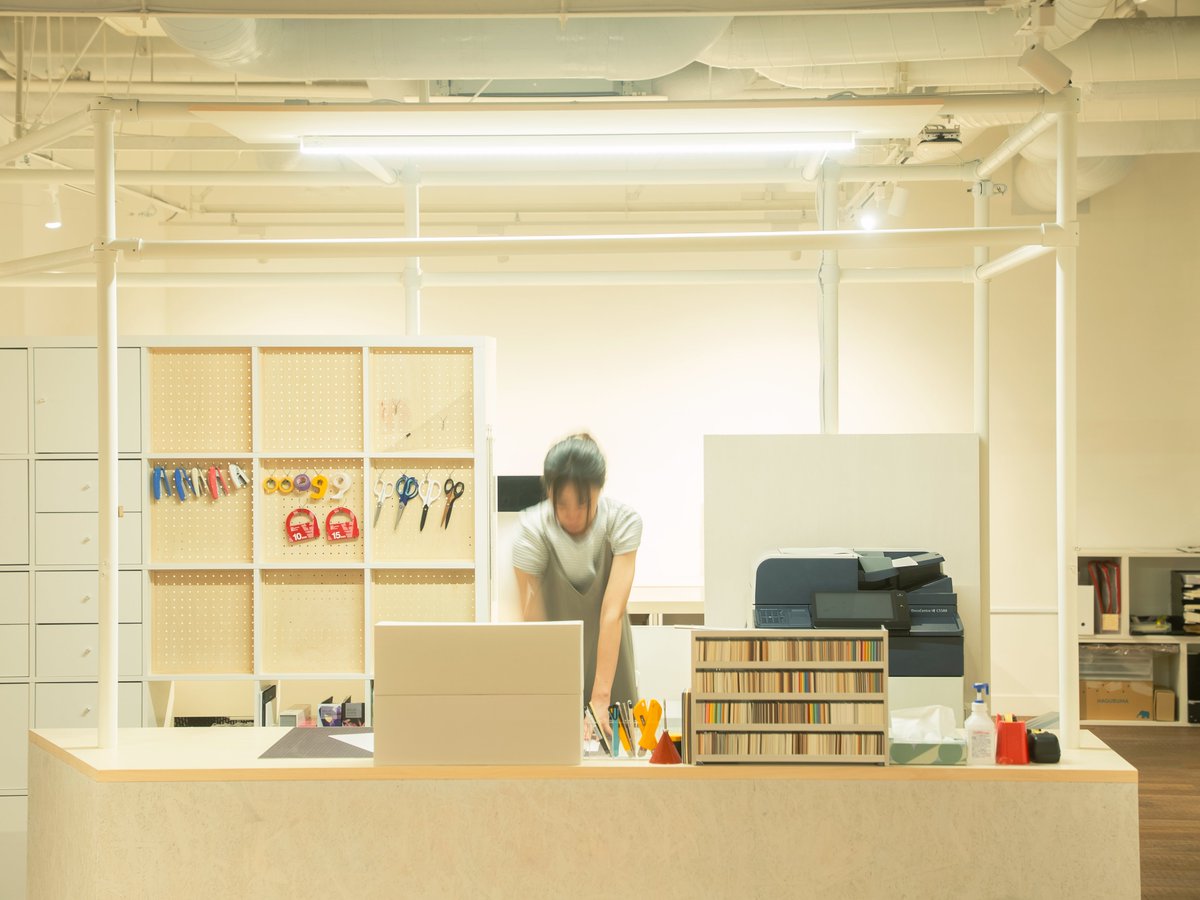 CellInteractive's tweet photo. ＼📣実は、移転していました／

セルディビジョングループは、昨年8月に横浜・北仲の「KITANAKA BRICK&amp;WHITE」に移転しました。

ダンスを通じ��街にひらかれた活動を展開するDance Base Yokohamaさんと共に異なるフィールドで活動する2つのチームが集い、新しいクリエイティブ拠点をつくりました。 https://t.co/tUrqLjAUxN