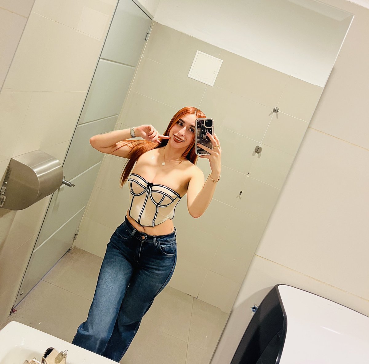 Andy ,21 🥵 tweet media