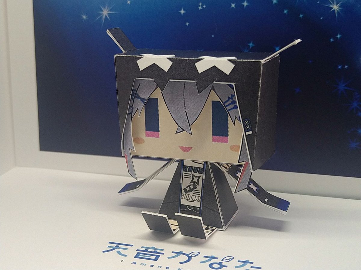 holt_ark's tweet photo. 地雷系衣装です
フードは取り外し可
あらためて、この衣装、めちゃくちゃかわいい
展開図は後日

#天音かなた
#かなたーと
#グラフィグ風 https://t.co/pdSJ8H2Foo
