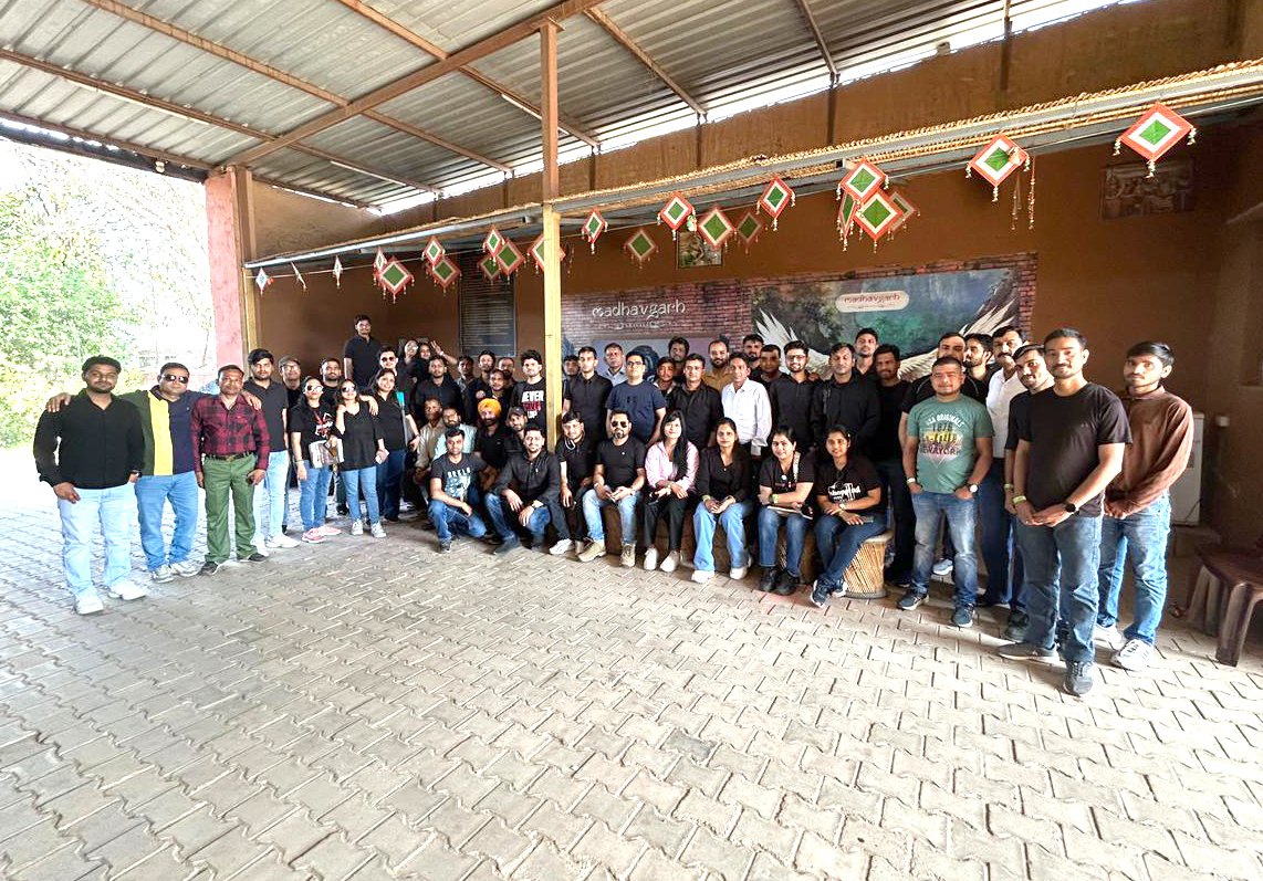 simalabs's tweet photo. Great teams grow stronger together – our corporate excursion was all about bonding and positivity. https://t.co/CbpnNQ6vkt || https://t.co/POX0HTyvgv https://t.co/KGhIof4sfk