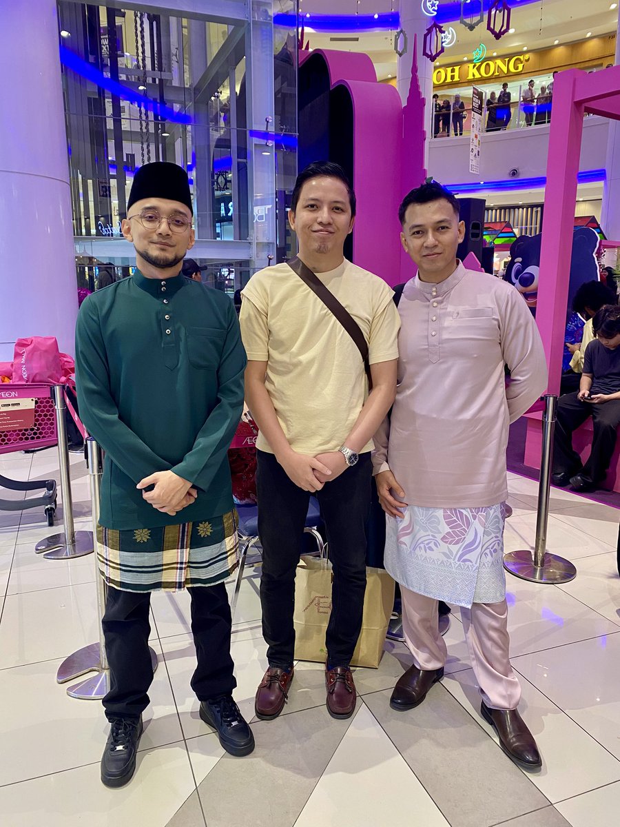 mhaazym's tweet photo. @LsTheOfficial 🔥 @kmy__kmo  🦉 
Kot ada slot kosong nak rank rojer2 lah 🤣🤟🏻 https://t.co/HeSe1dC9SR