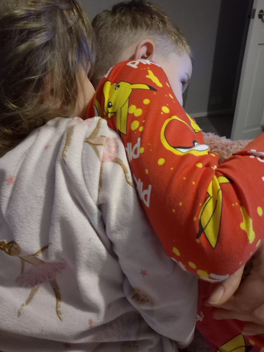 Dr Emily Cooper tweet media